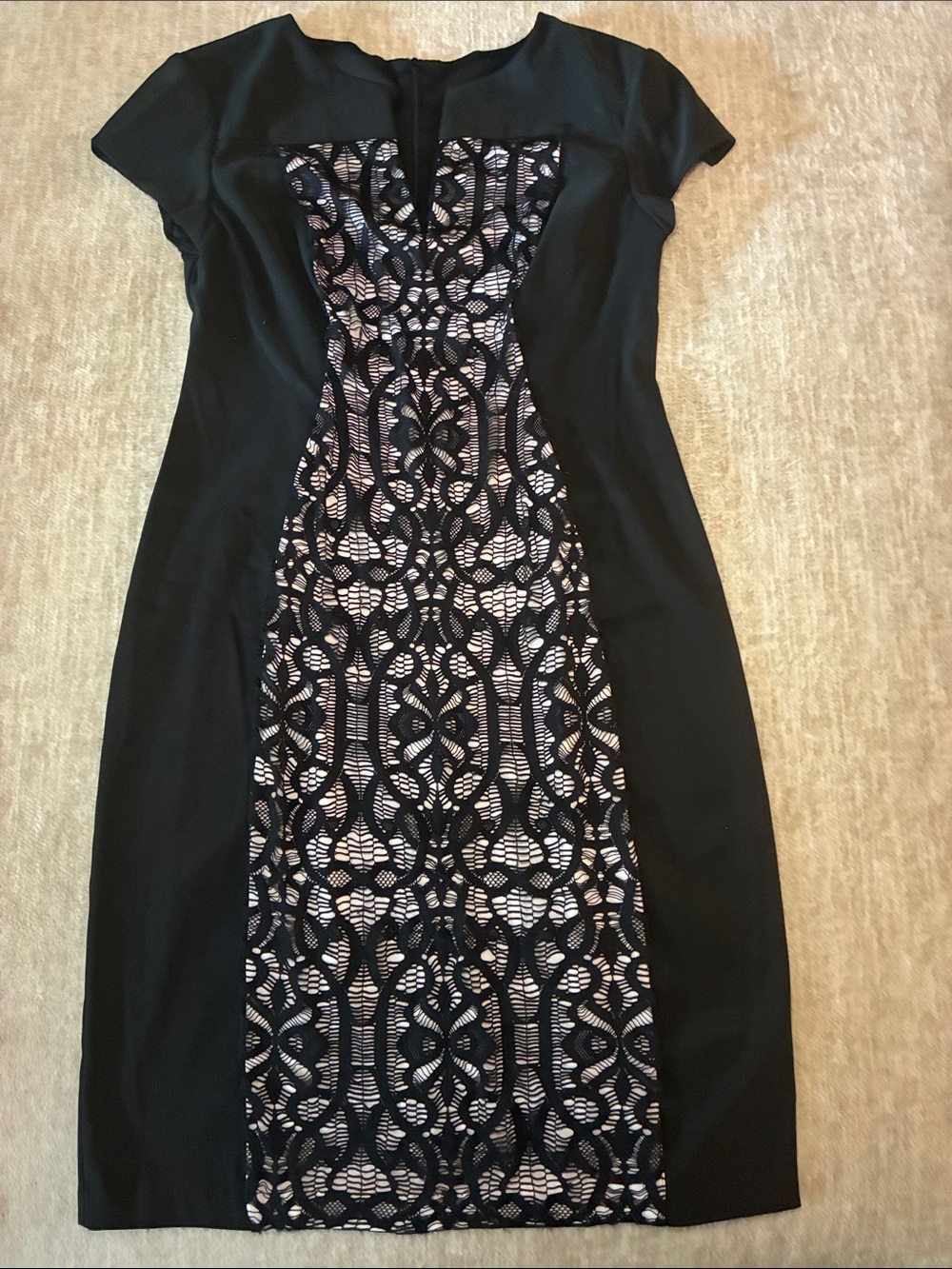 Roz & Ali Black Lace-Panel Midi Sheath‎ Dress